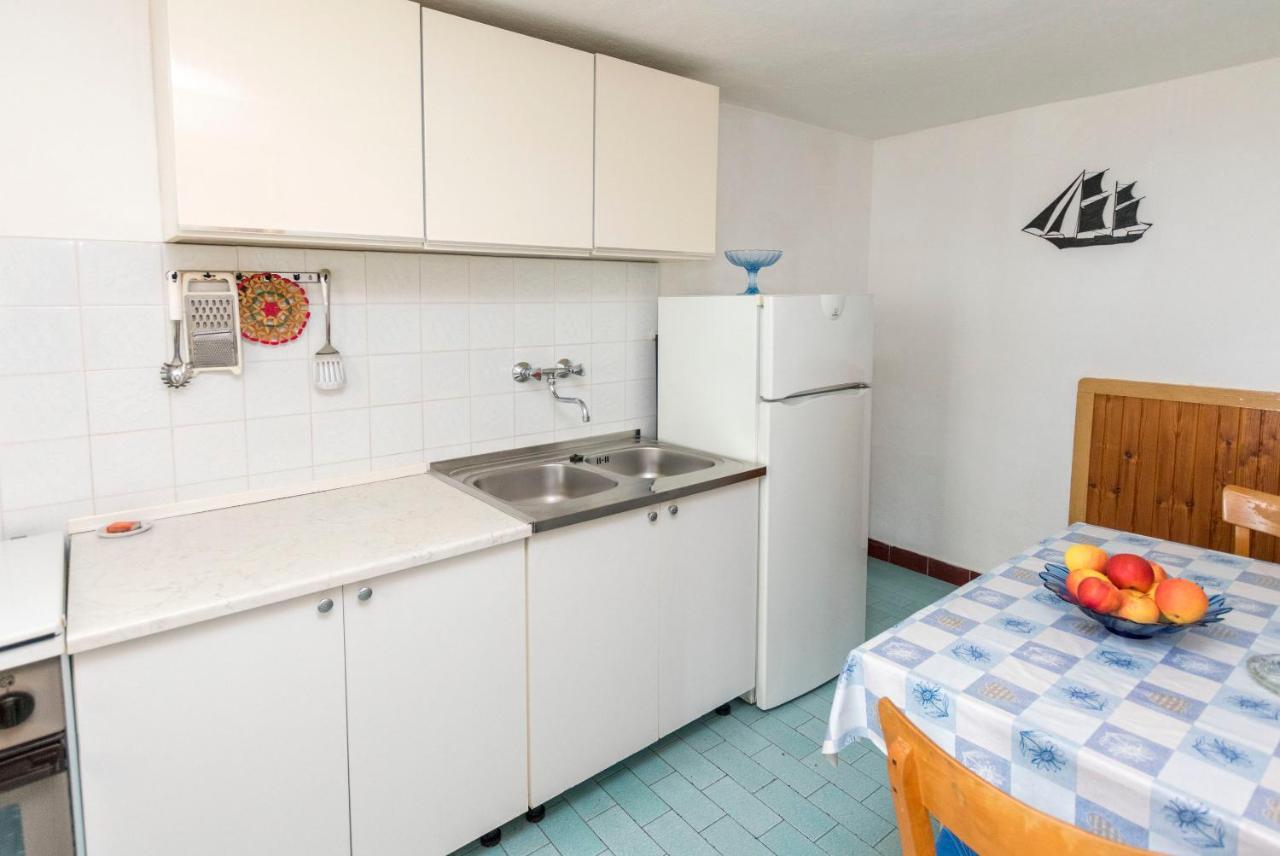 פרימוסטן Apartments And Room Milka-Jere מראה חיצוני תמונה
